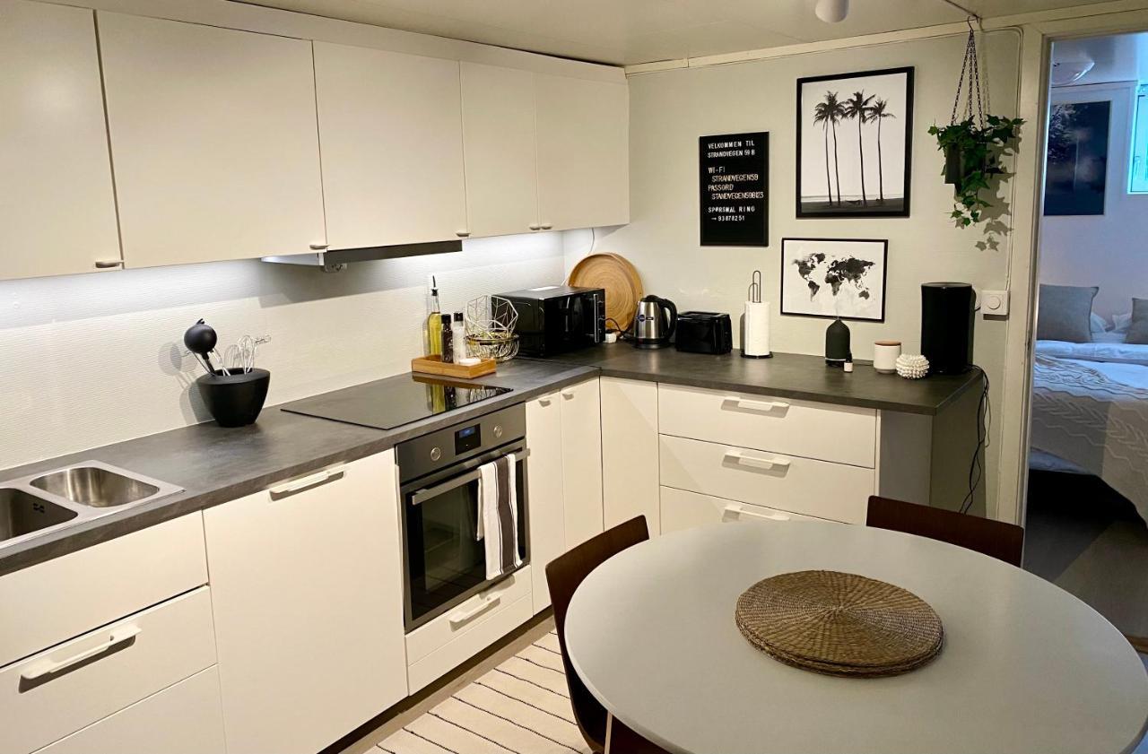 Апартаменты Two Bedroom Near The Centre.